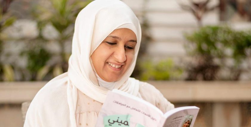 «ياسمين».. تقدم حلول لمشكلات الأسر في معرض الكتاب: التربية السليمة قوام المجتمع