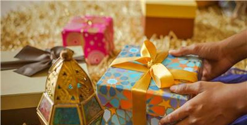 مواقف من الإتيكيت «هـ» و«و» و«ي»
