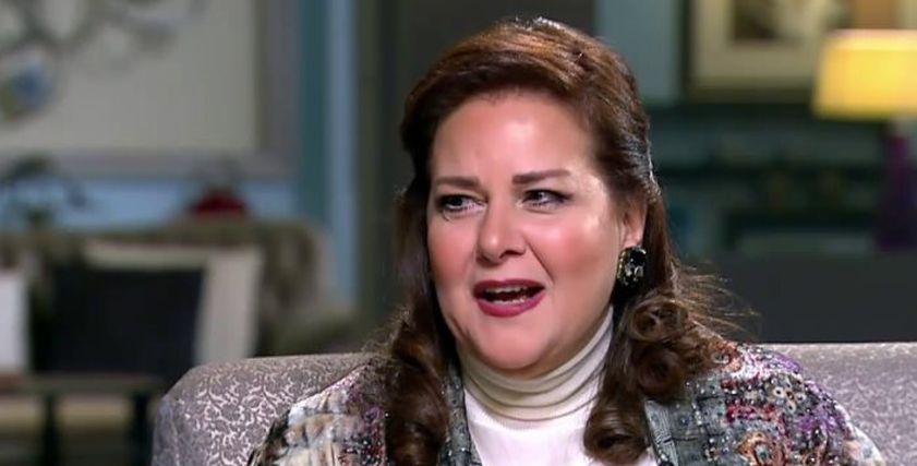  الفنانة الراحلة دلال عبد العزيز
