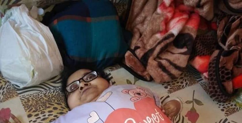 سيدة العظام الزجاجية