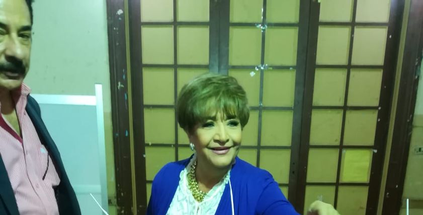 الإعلامية سناء منصور 