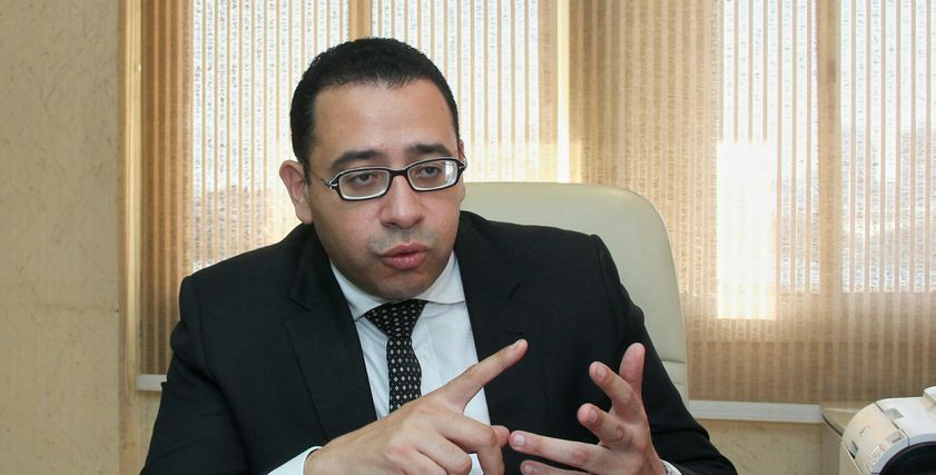 الدكتور عمرو حسن