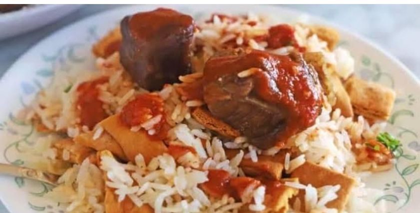 طريقة عمل الفتة بالعيش البلدي