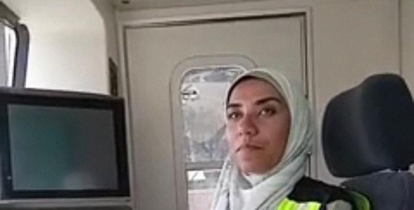 «سوزان» أول سائقة لمترو الأنفاق