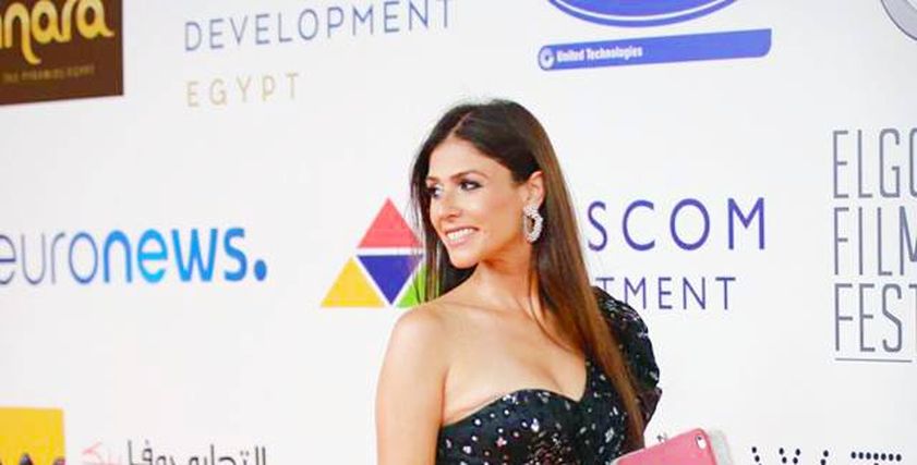 بسمة عن حريق كاتدرائية نوتردام :