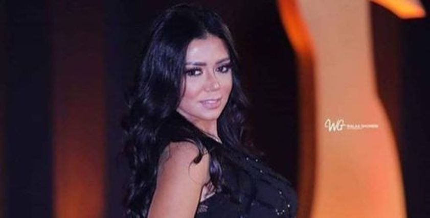 الفنانة رانيا يوسف