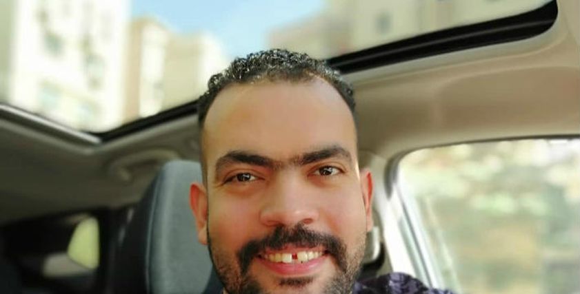 الإعلامي خالد عليش