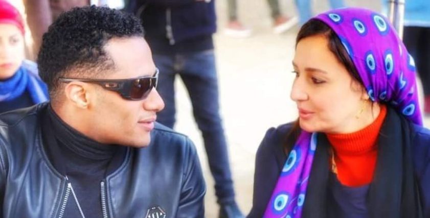 محمد رمضان ينشر صورة بصحبة حلا شيحة وطفلها من كواليس