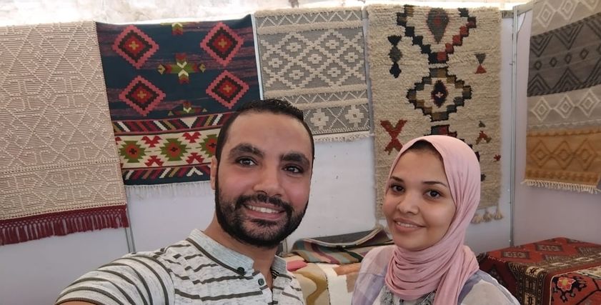 «آية» وزوجها 
