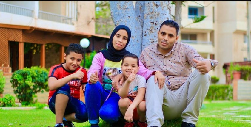 محمد وأسرته يدشنان قناة على يوتيوب