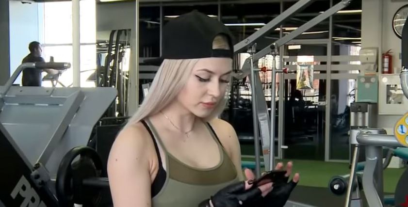 روسيا تختار فاتنة الحرس الوطني في أول مسابقة في روسيا تشارك فيها جميلات القوات المسلحة
