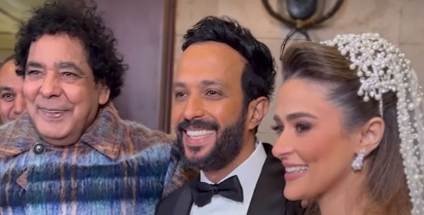 أحمد عصام وزوجته