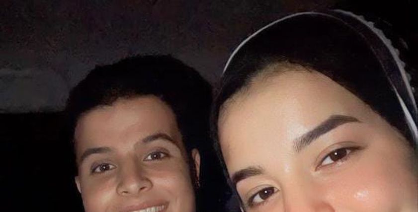 هاجر وأخيها