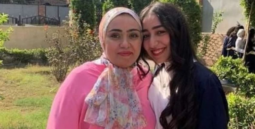 منى السروجي صيدلانية طنطا
