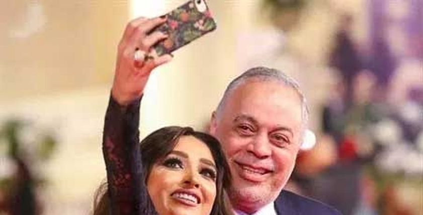 أشرف زكي وروجينا