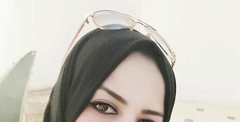 إيناس
