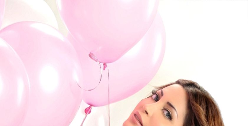 بالصور| 50 إطلالة جذابة للفنانة نسرين طافش