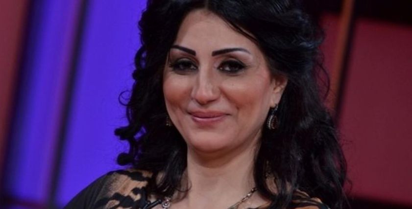 وفاء عامر