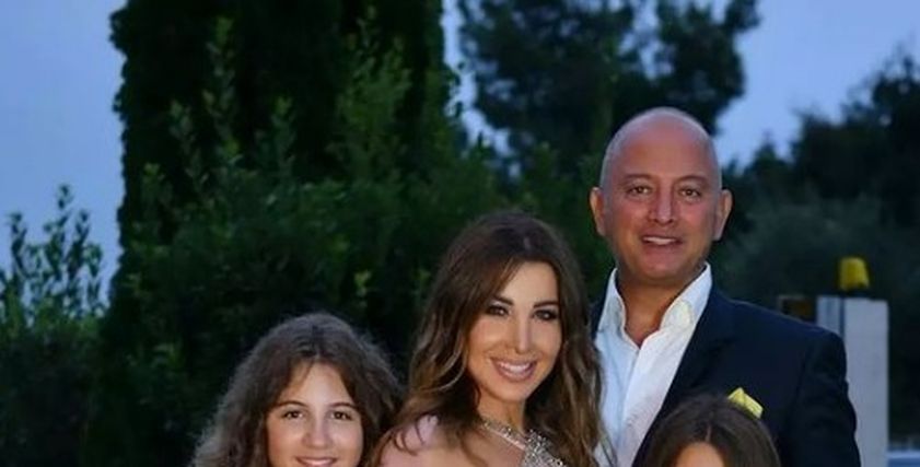 نانسي عجرم وعائلتها