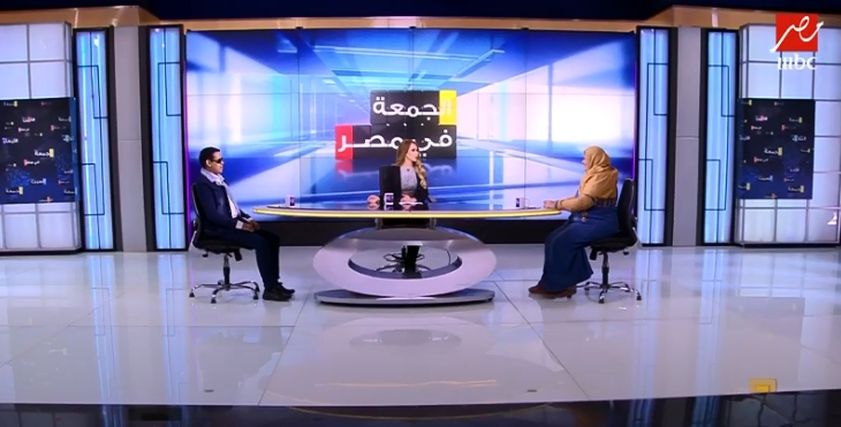 الدكتور أحمد رحمة والداته