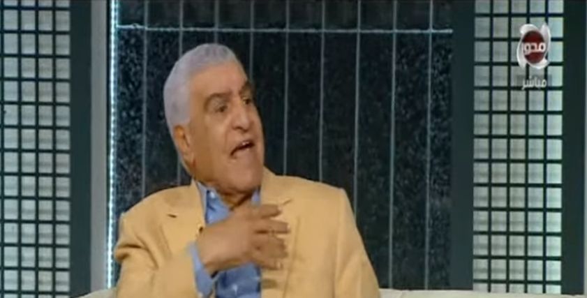 الدكتور زاهي حواس عالم المصريات
