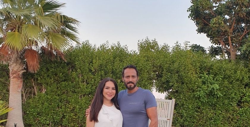 يوسف الشريف وزوجته