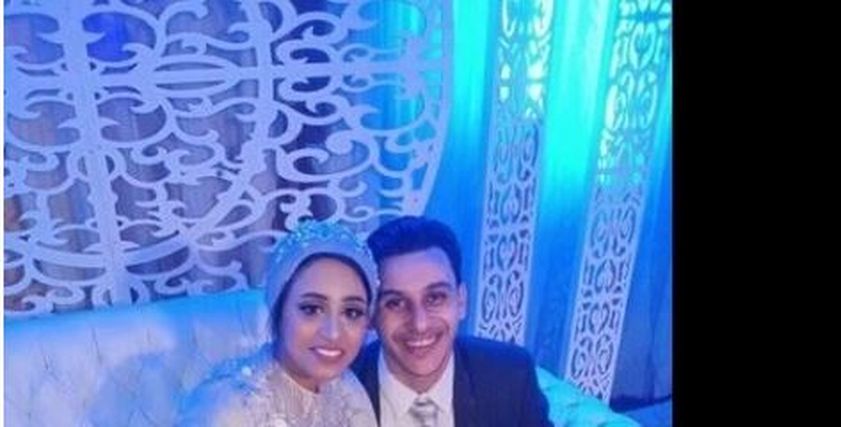 مصطفى أبو تورته وخطيبته