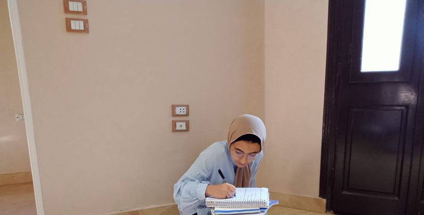 الطالبة منة عماد