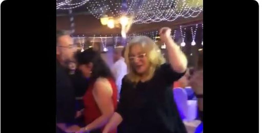 شبيهة مها أبو عوف