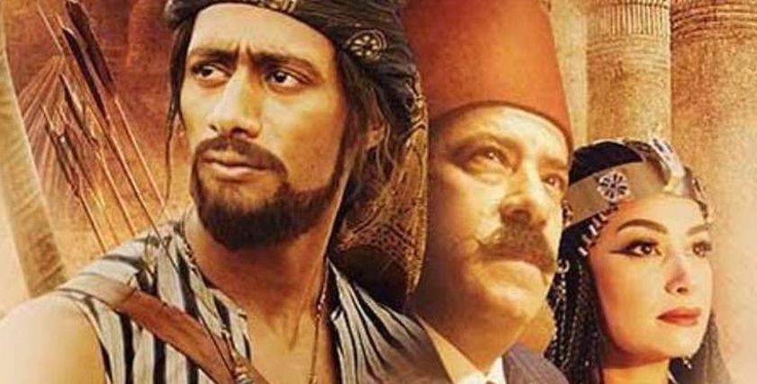 مصممة أزياء