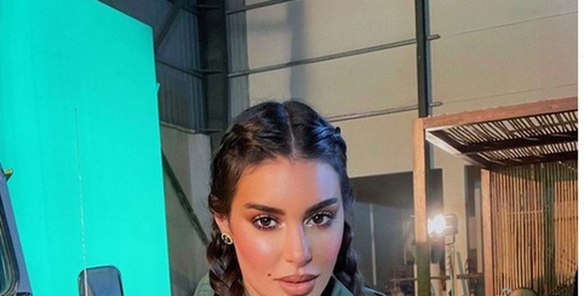 الفنانة ياسمين صبري