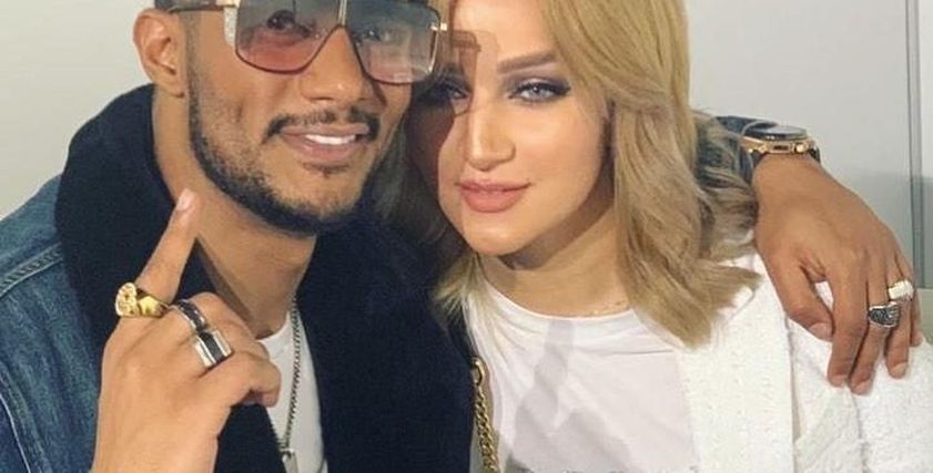 محمد رمضان وزوجته