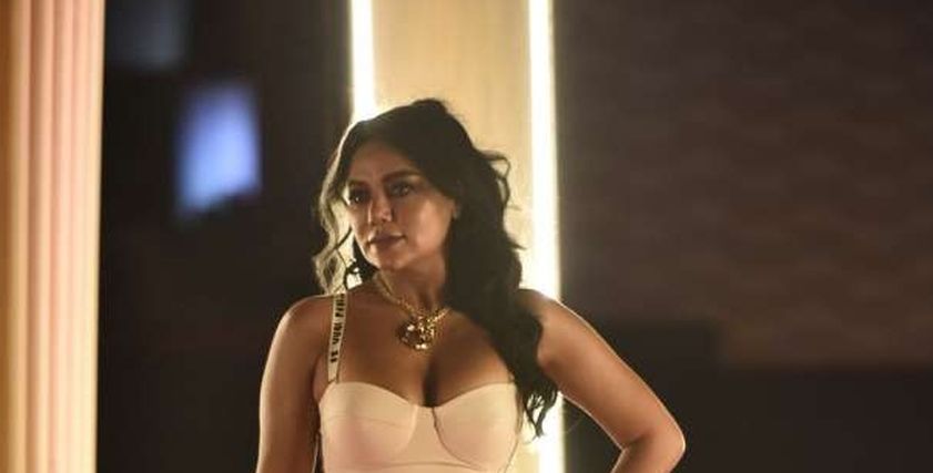 الفنانة رانيا يوسف