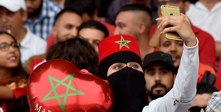 المغربيات اثناء التشجيع