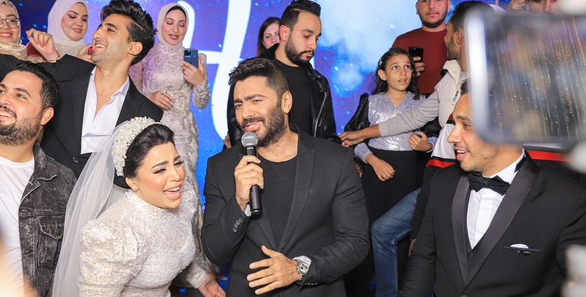 البلوجر آية مكرم والفنان تامر حسني