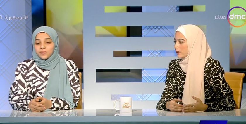 الطالبتان علياء وغادة.. من المتفوقين في الثانوية العامة
