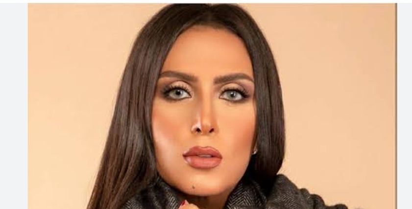 الفنانه شيرين الطحان