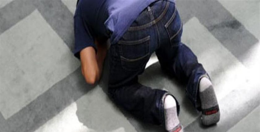 صلاة الرجل ببنطلون