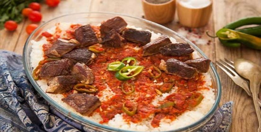 طريقة عمل الفتة المصرية بالخل والتوم