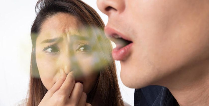 علاج رائحة الفم الكريهة