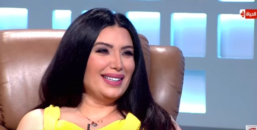 الفنانة عبير صبري