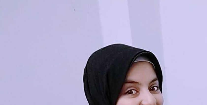 عمرها (13 عامًا) جنى أصغر متطوعة لتكريم متوفيات الكورونا بالفيوم