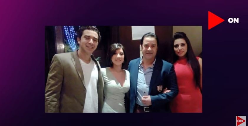 مدحت صالح وأسرته