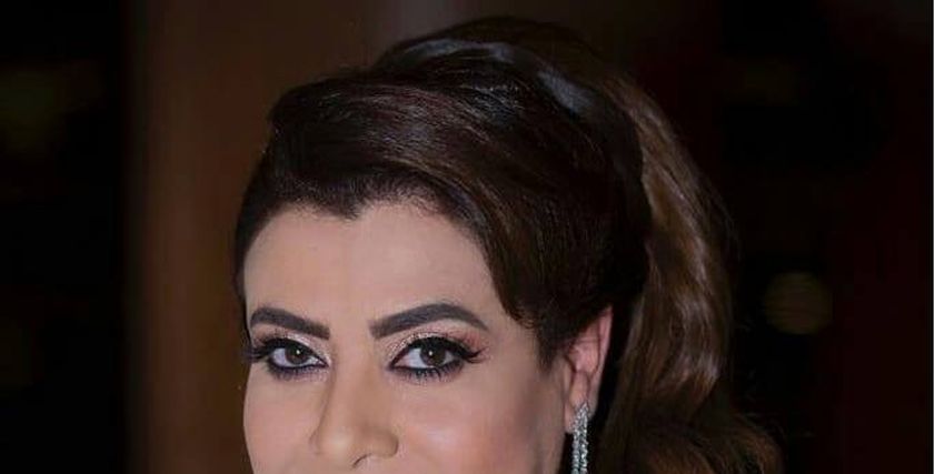 إطلالة نشوى مصطفى وابنتها بحفل زفاف نجلها