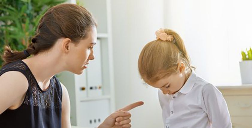  احذر توجيه هذه العبارات إلى طفلك