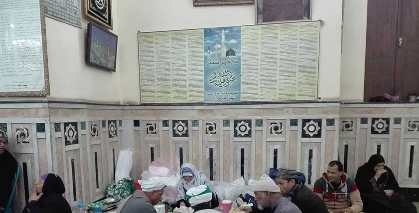 إطعام المريدة للزوار