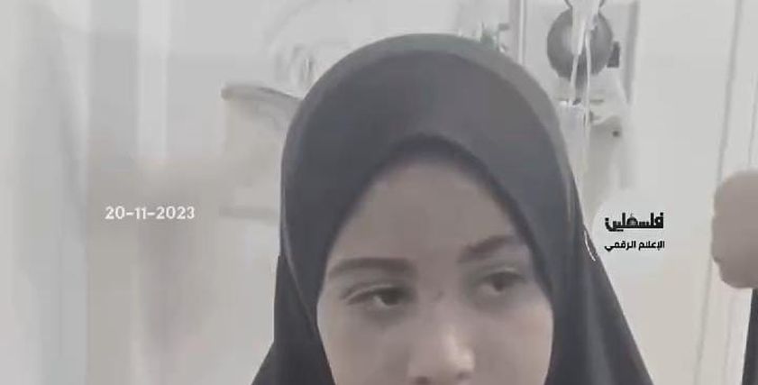 ليان طفلة فلسطينية فقدت رجليها