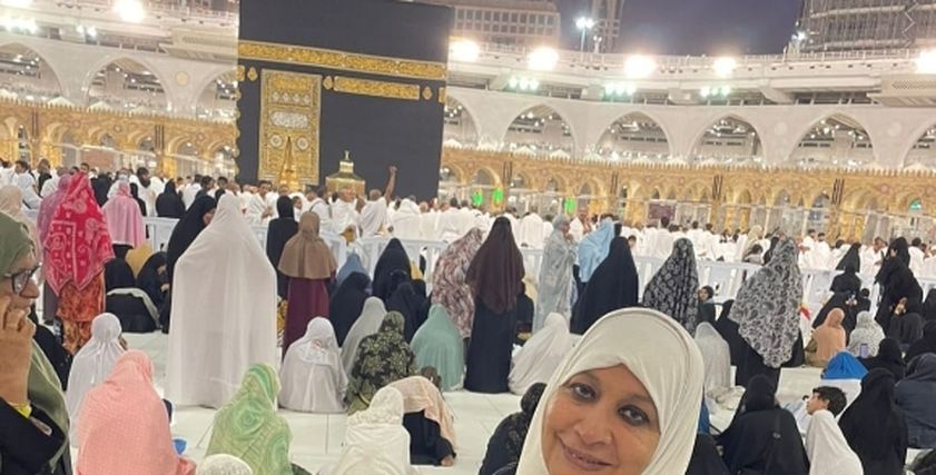 والدة علاء منصور