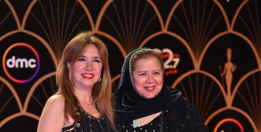 دينا وإيناس عبد الله