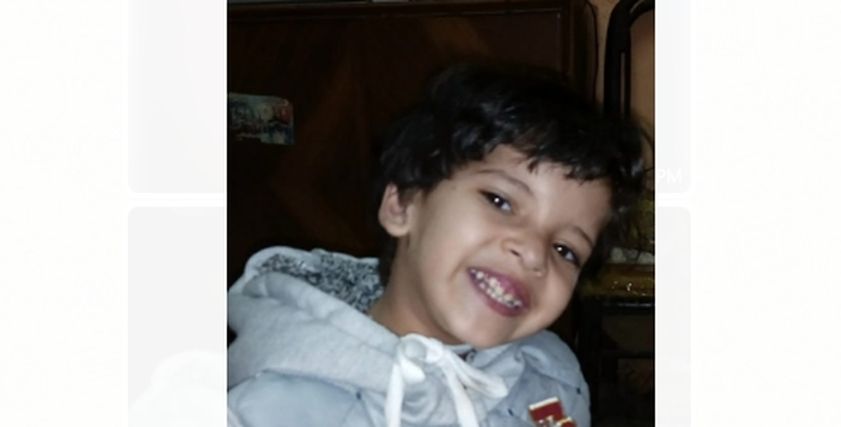 الطفل اياد يعاني من مرض في القلب ويبحث عن العلاج على نفقة الدولة